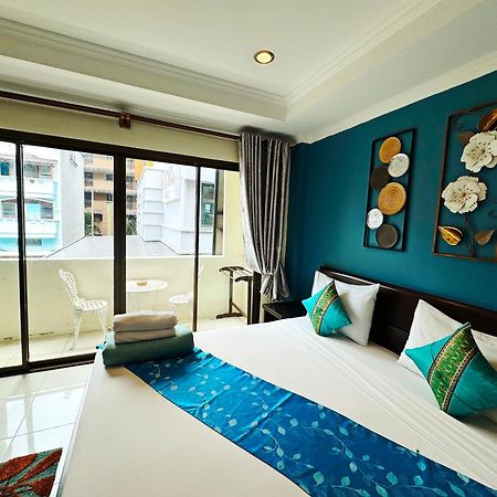 Hotel Sky Silk Decoration House à Patong Extérieur photo