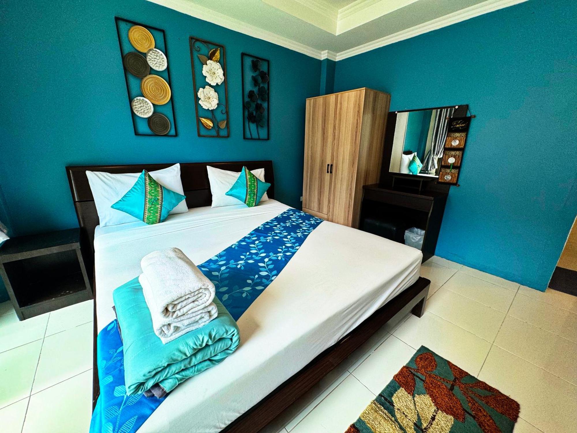 Hotel Sky Silk Decoration House à Patong Extérieur photo