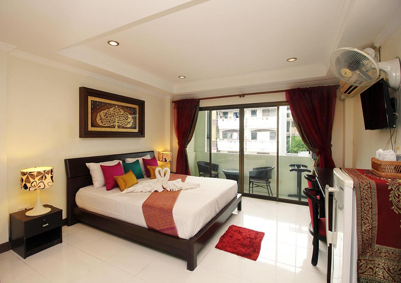 Hotel Sky Silk Decoration House à Patong Extérieur photo