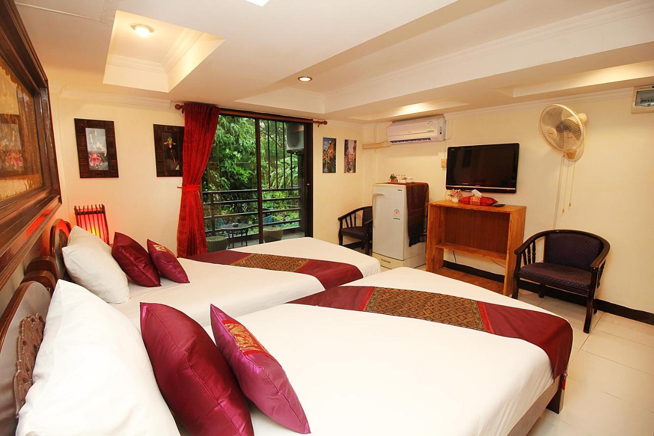 Hotel Sky Silk Decoration House à Patong Extérieur photo