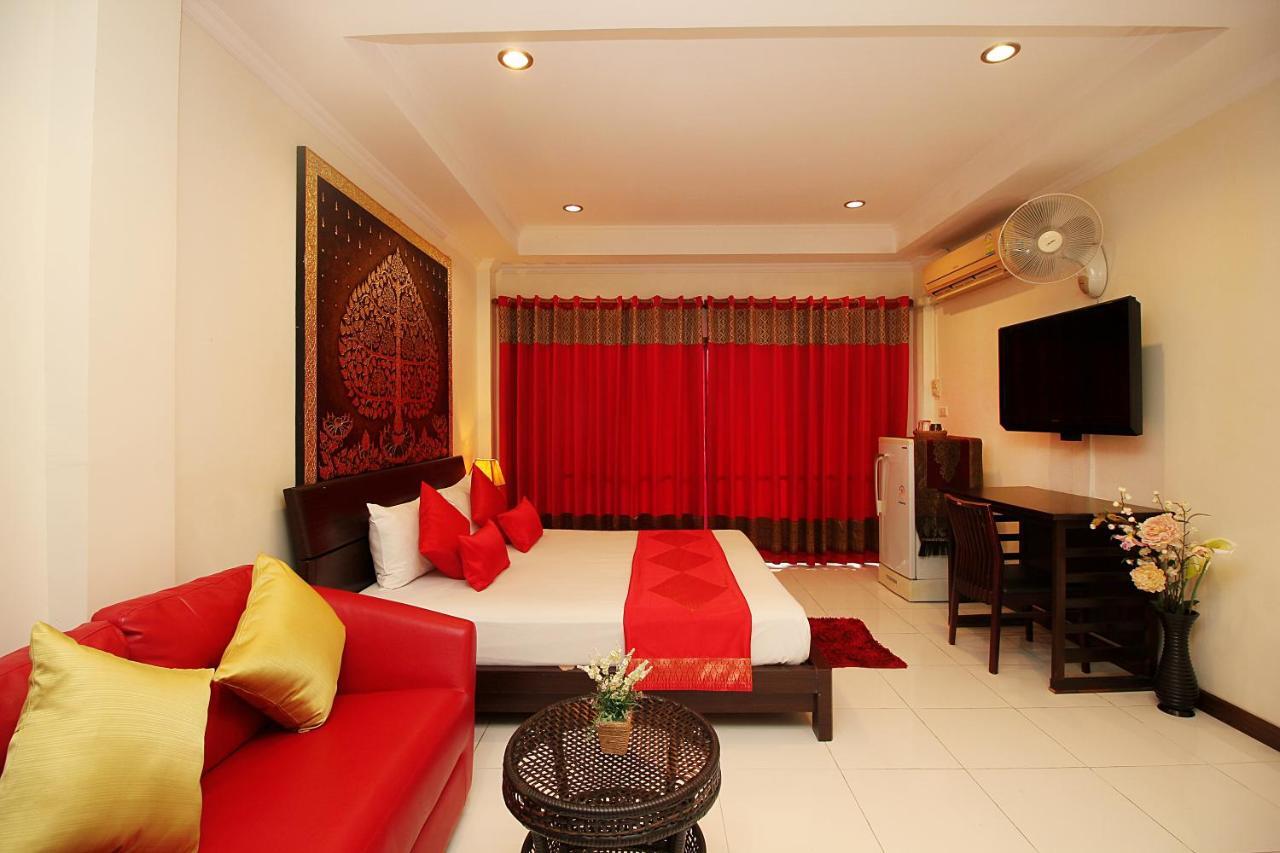 Hotel Sky Silk Decoration House à Patong Extérieur photo